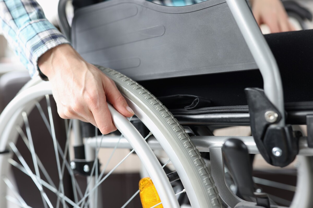 Urteil: Anspruch für behinderte auf Hilfsmittel für Mobilität